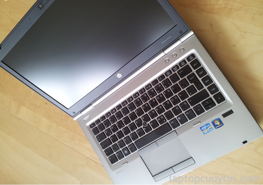 Laptop cũ HP Elitebook 8570p (Core i5-3320M, 4GB RAM, 320GB HDD, Radeon HD 7570M, 15.6 inch HD+)