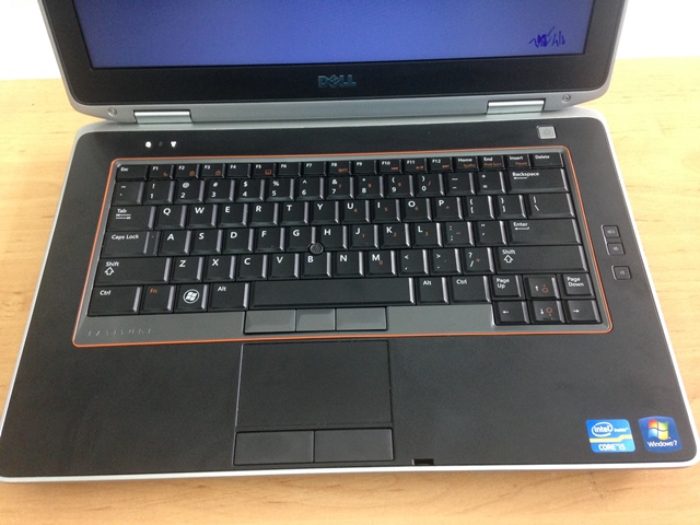 Laptop cũ Dell E6420 VGA Rời (Core i5-2520M, 4GB RAM, 250GB HDD, VGA rời NVS 4200, 14 inch HD)